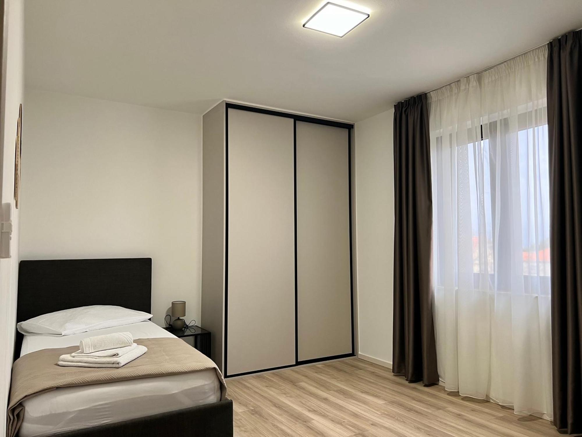 Apartmani Ivelic 苏佩塔尔 外观 照片