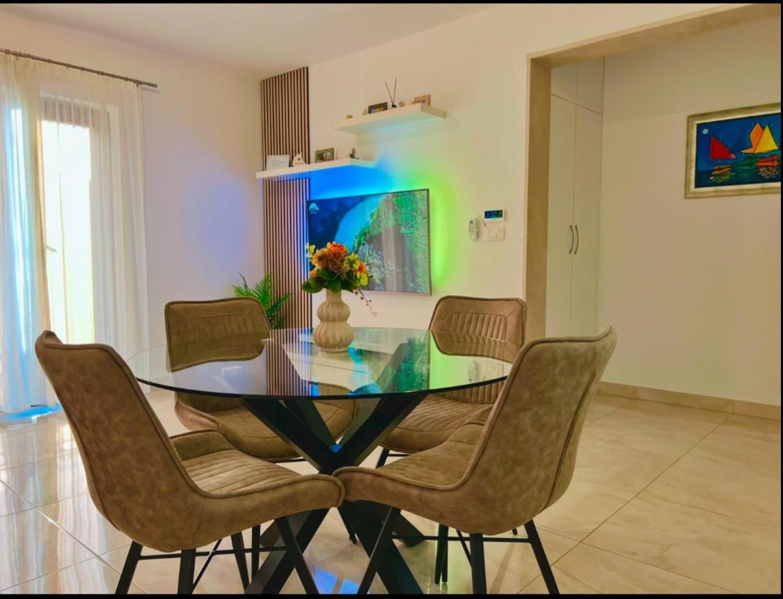 Apartmani Ivelic 苏佩塔尔 外观 照片