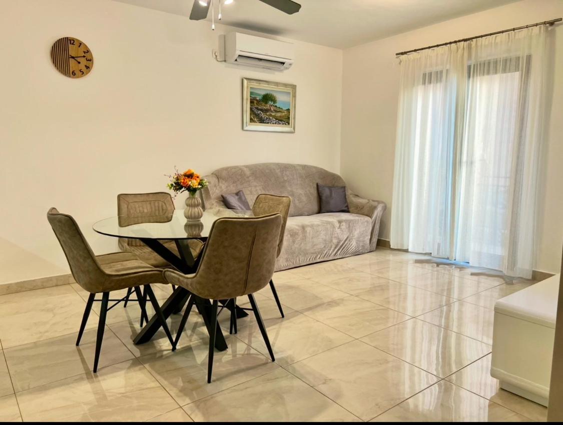 Apartmani Ivelic 苏佩塔尔 外观 照片